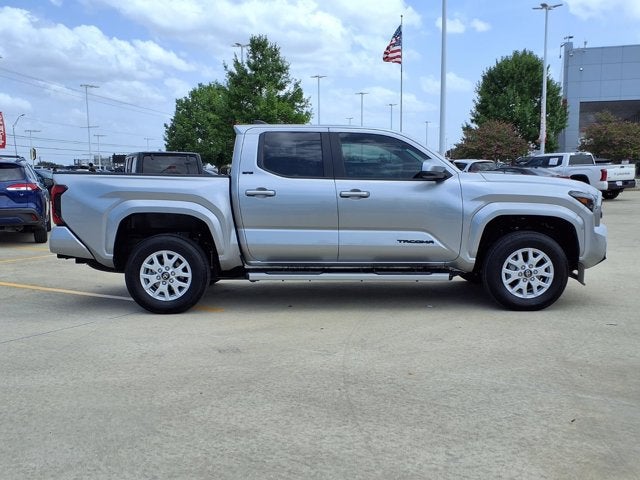 2025 Toyota Tacoma 4WD SR5