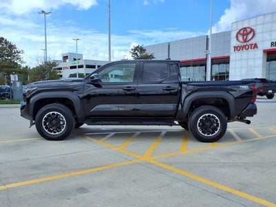 2026 Toyota Tacoma 4WD TRD OFF ROAD HYBR