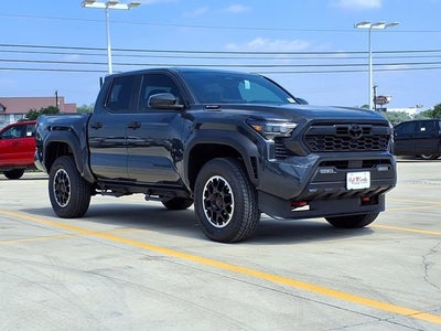 2026 Toyota Tacoma TRD Off Road Hybrid