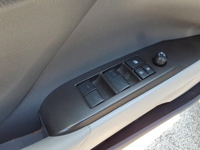 2023 Toyota Camry Hybrid LE