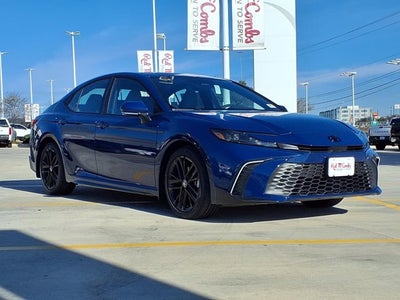2026 Toyota Camry SE
