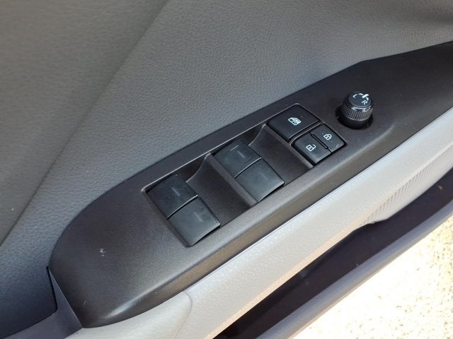 2024 Toyota Camry Hybrid SE