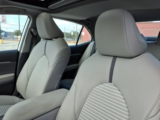 2024 Toyota Camry Hybrid SE