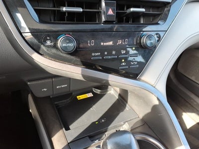 2024 Toyota Camry Hybrid SE
