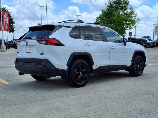 2025 Toyota RAV4 Hybrid XLE