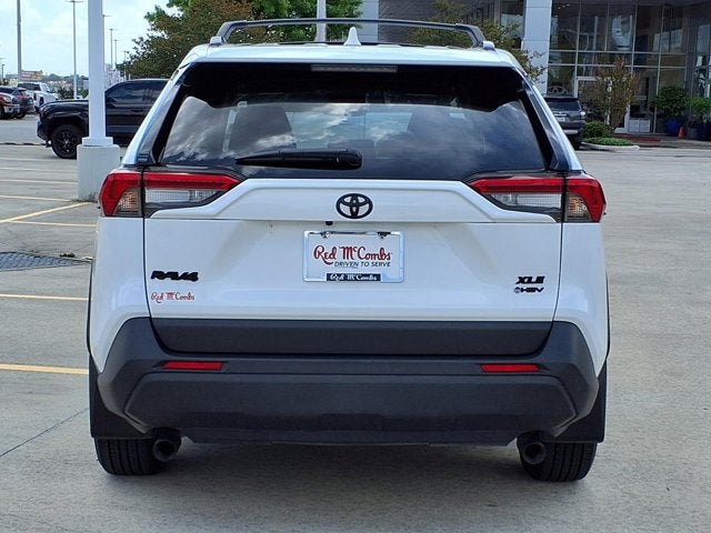 2025 Toyota RAV4 Hybrid XLE