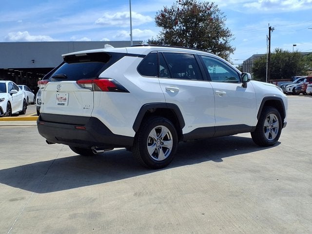 2025 Toyota RAV4 Hybrid XLE