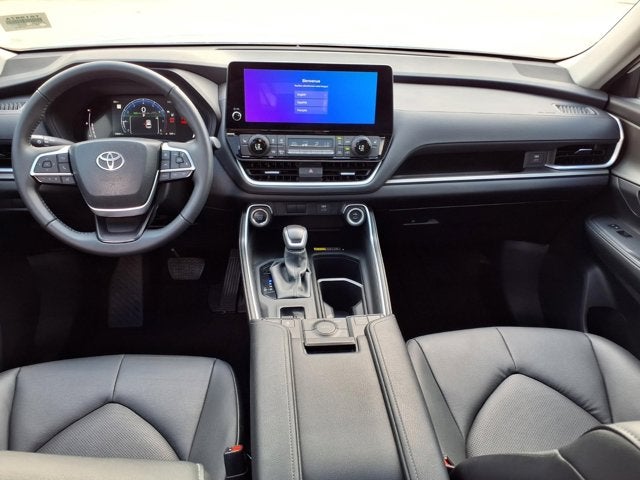 2025 Toyota Grand Highlander XLE