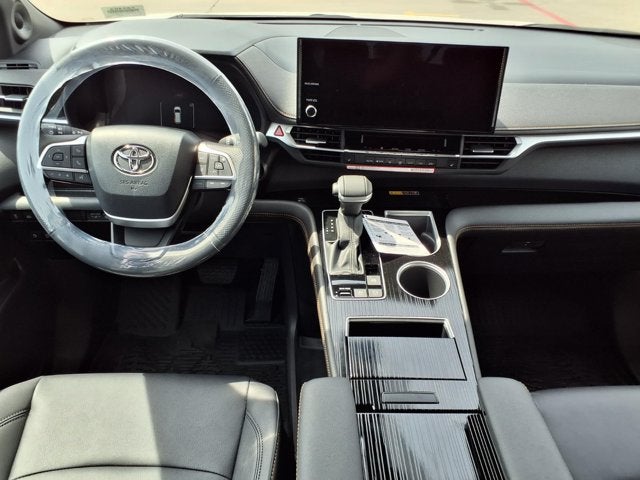 2026 Toyota Sienna Woodland Edition