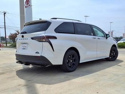 2026 Toyota Sienna Woodland Edition