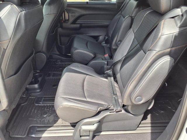 2026 Toyota Sienna Woodland Edition