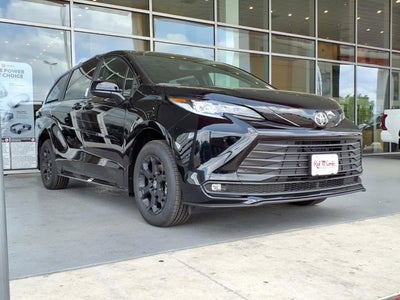 2026 Toyota Sienna Woodland Edition