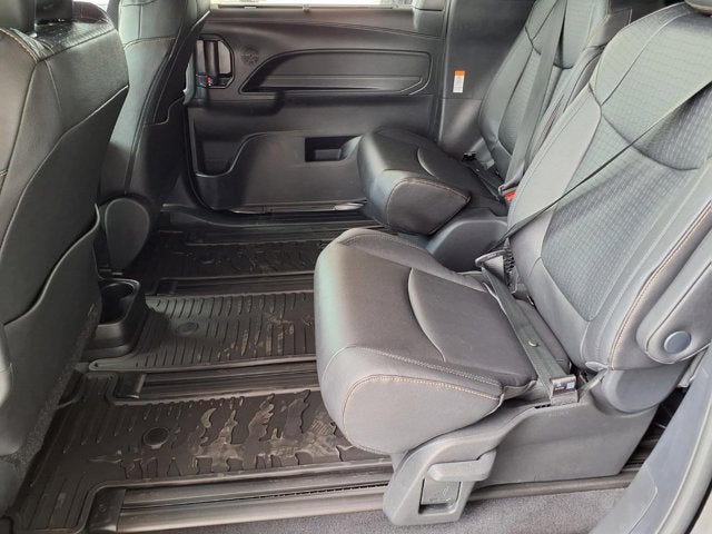 2026 Toyota Sienna Woodland Edition