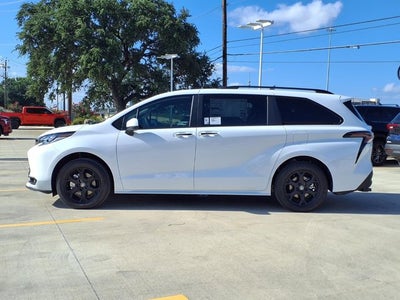 2026 Toyota Sienna Woodland Edition
