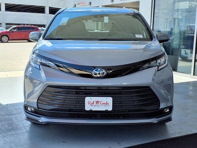2026 Toyota Sienna Woodland Edition