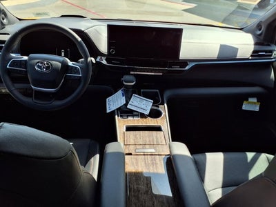 2026 Toyota Sienna Platinum