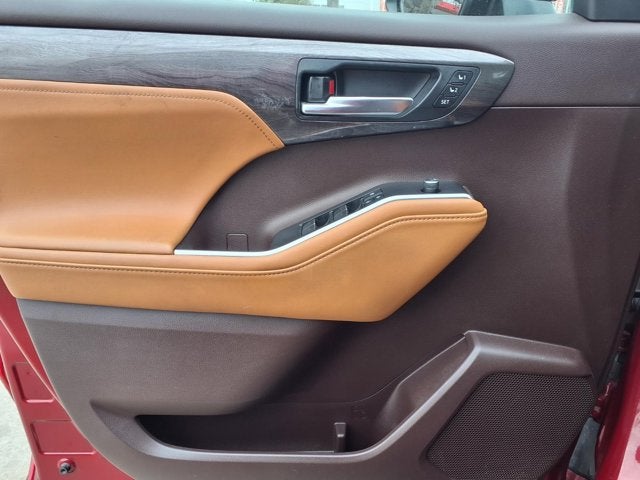 2021 Toyota Highlander Platinum