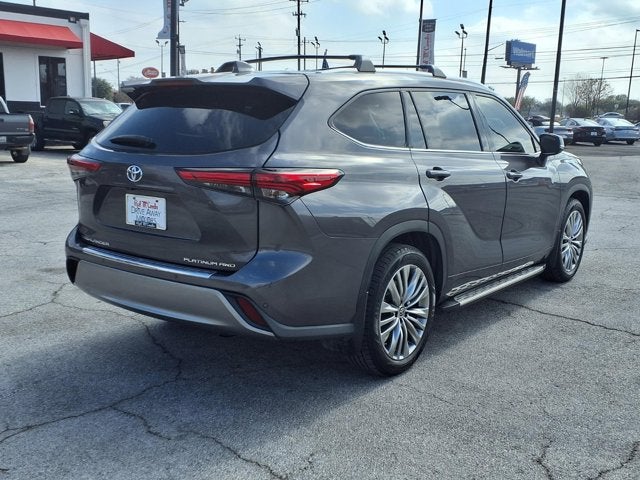 2021 Toyota Highlander Platinum