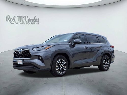 2022 Toyota Highlander Hybrid XLE