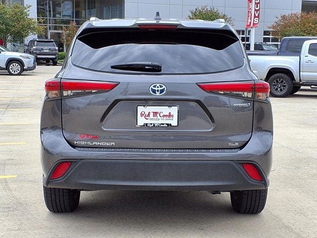 2022 Toyota Highlander Hybrid XLE