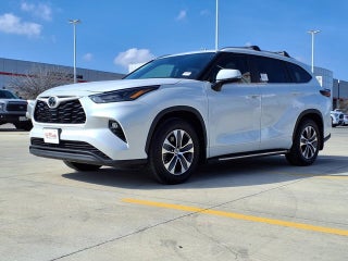 2025 Toyota Highlander XLE