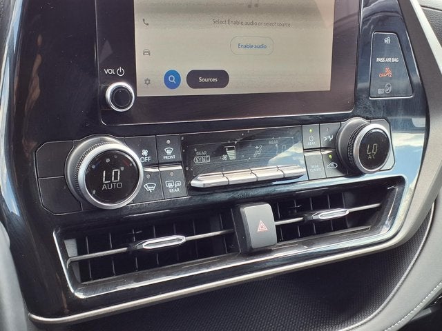 2025 Toyota Highlander LE