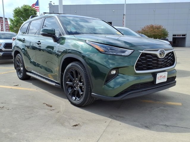 2024 Toyota Highlander LE