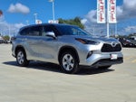 2025 Toyota Highlander LE