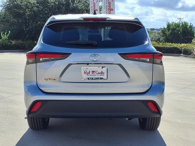 2025 Toyota Highlander LE
