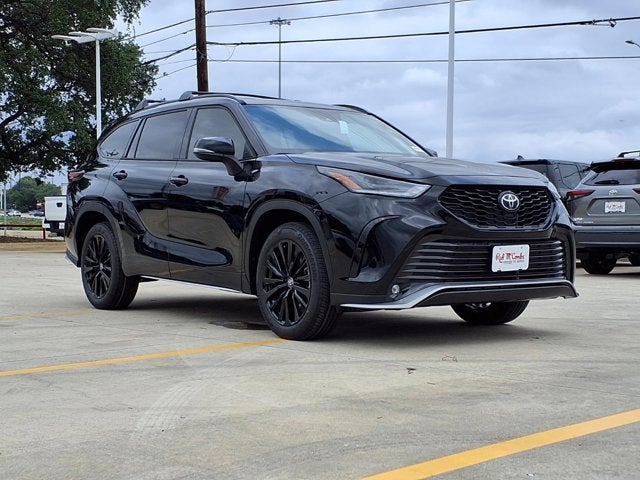 2026 Toyota Highlander XSE