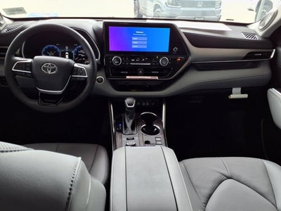 2026 Toyota Highlander Limited