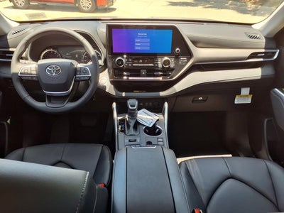 2026 Toyota Highlander XLE