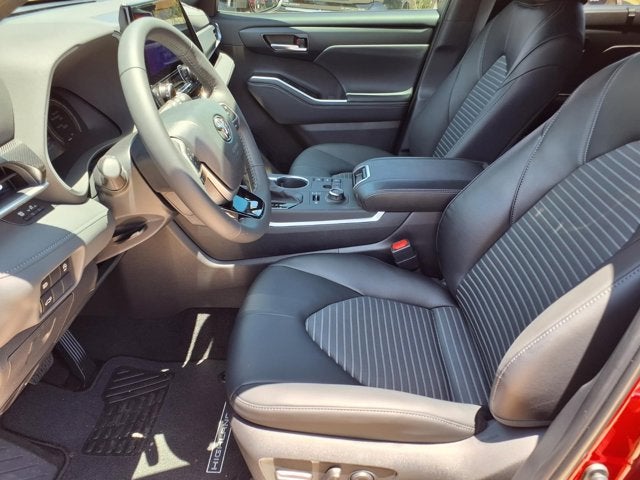 2026 Toyota Highlander XSE