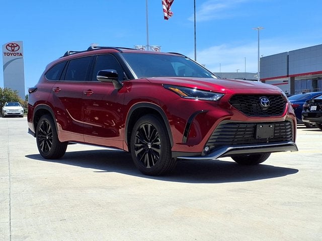 2026 Toyota Highlander XSE