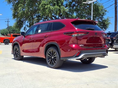 2026 Toyota Highlander XSE
