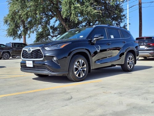2026 Toyota Highlander XLE