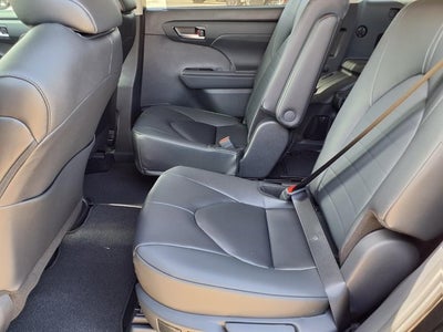 2026 Toyota Highlander XLE