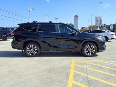 2026 Toyota Highlander XLE
