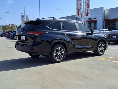 2026 Toyota Highlander XLE