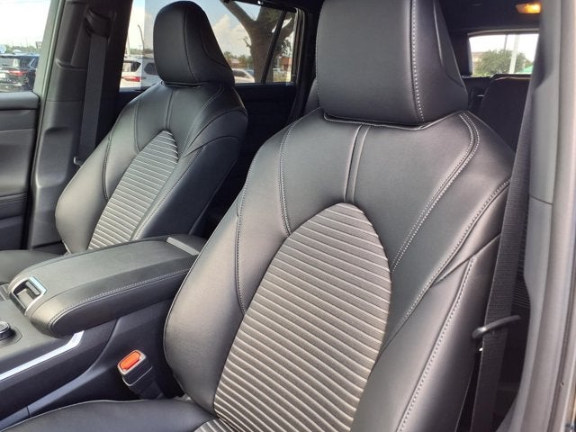 2026 Toyota Highlander XSE