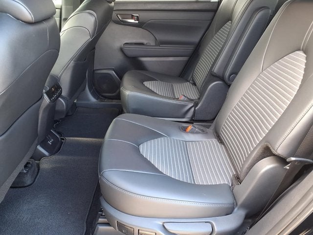 2026 Toyota Highlander XSE