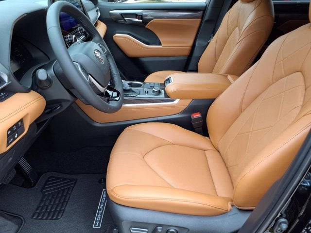 2026 Toyota Highlander Platinum