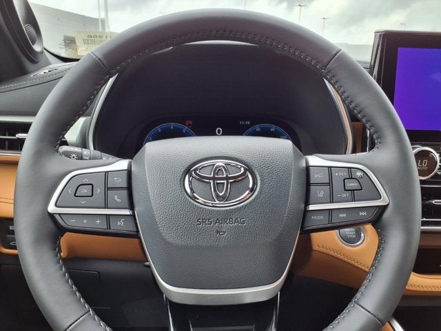 2026 Toyota Highlander Platinum