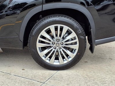 2026 Toyota Highlander Platinum