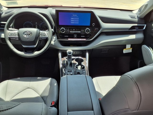 2026 Toyota Highlander Platinum