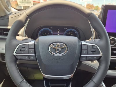 2026 Toyota Highlander Platinum