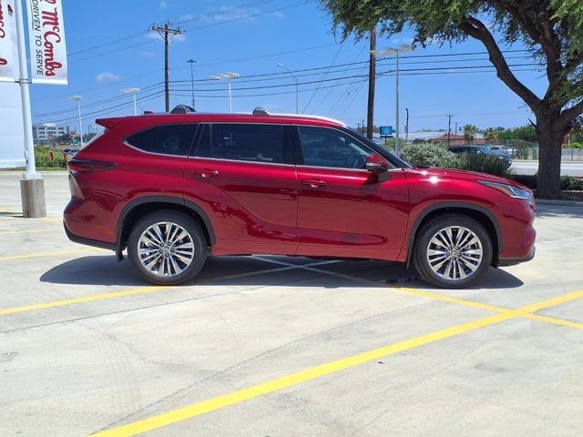 2026 Toyota Highlander Platinum