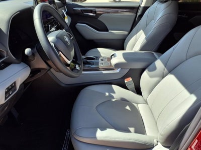 2026 Toyota Highlander Hybrid Limited