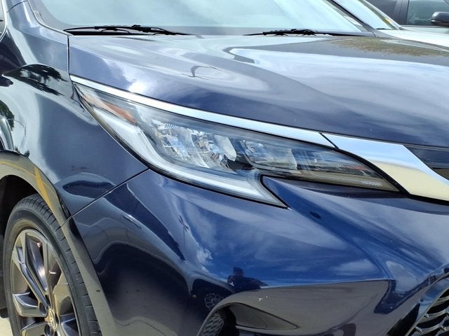 2022 Toyota Sienna XSE