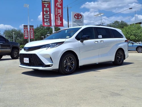 2026 Toyota Sienna XSE